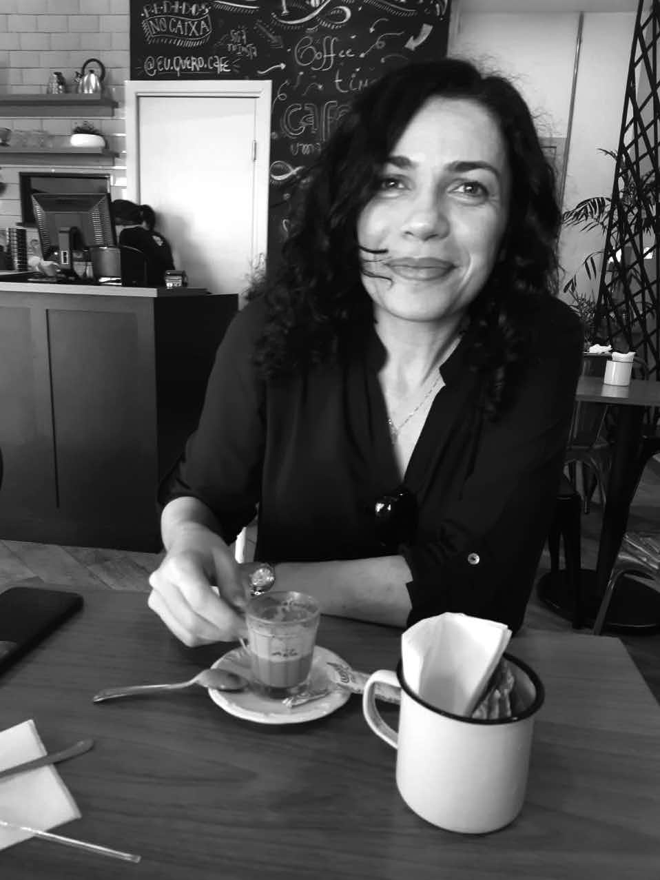 Cristiane Rodrigues de Souza - Autor EE