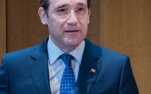Pedro Passos Coelho - Autor EE